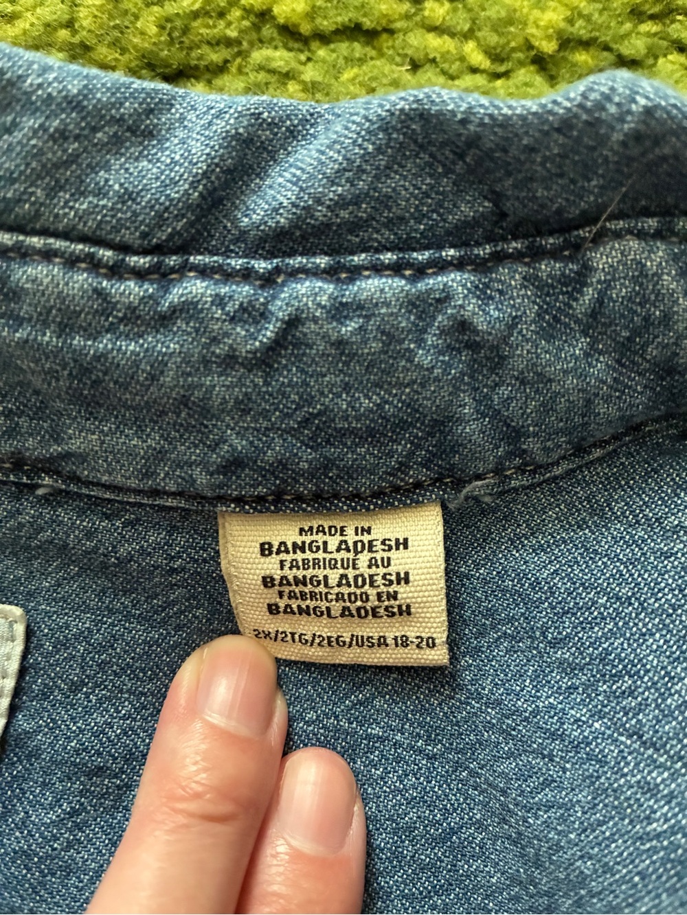 Levi’s Two-Tone Denim Western Shirt - Picture 8 of 10